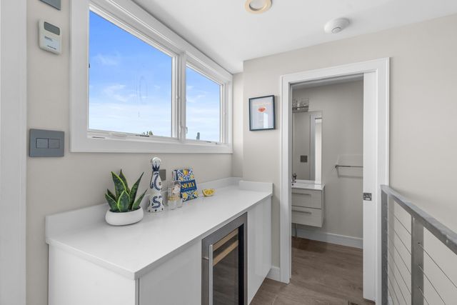 1620 W Pierce Avenue, Chicago, IL 60622