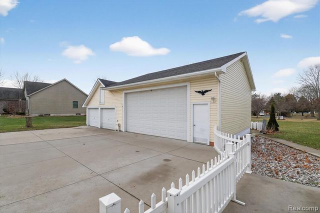 12995 Sweitzer Road, Carleton, MI 48117