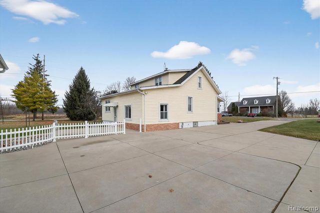 12995 Sweitzer Road, Carleton, MI 48117