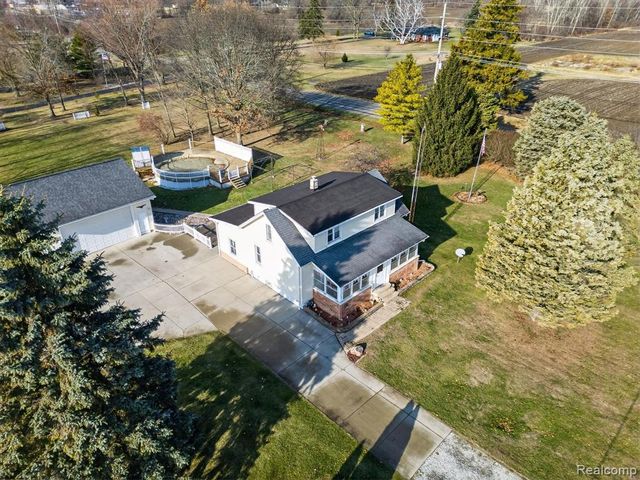 12995 Sweitzer Road, Carleton, MI 48117