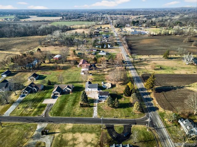 12995 Sweitzer Road, Carleton, MI 48117