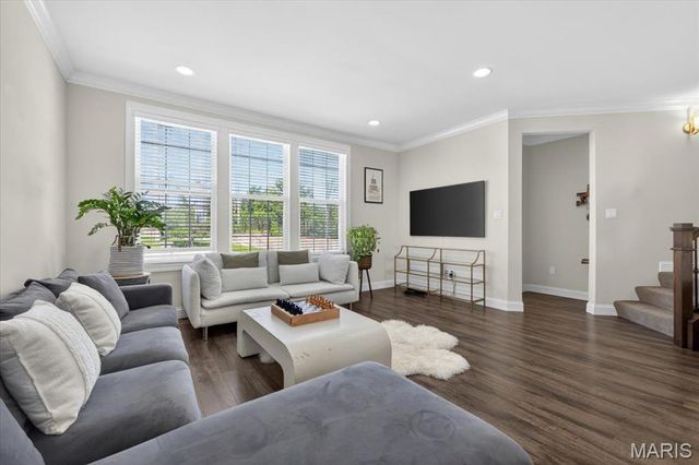 8002 Townes Way, St Louis, MO 63117