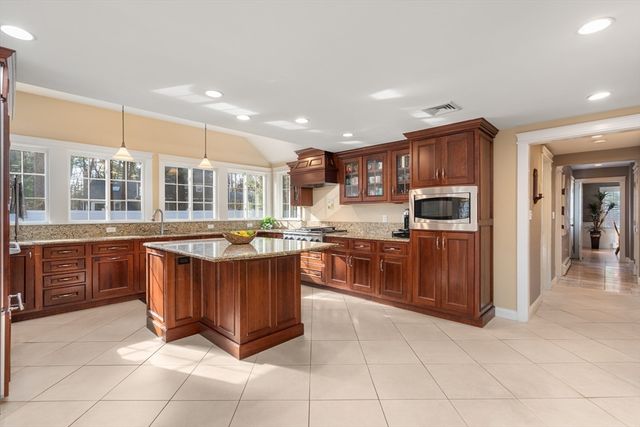 9 Priest Road, Sudbury, MA 01776