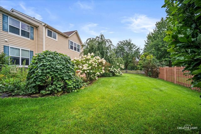 2038 Padua Drive, Elgin, IL 60123