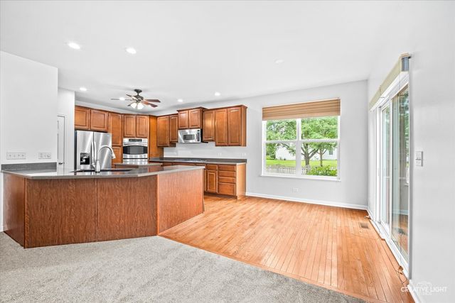 2038 Padua Drive, Elgin, IL 60123