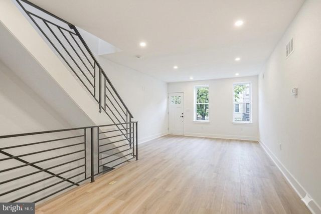 817 PIERCE ST, Philadelphia, PA 19148