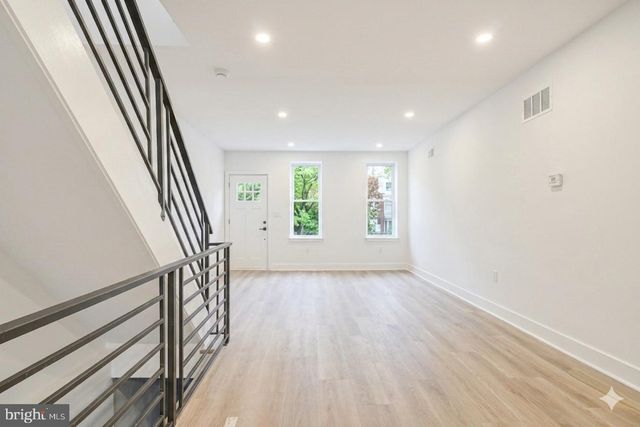 817 PIERCE ST, Philadelphia, PA 19148