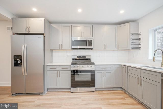 817 PIERCE ST, Philadelphia, PA 19148