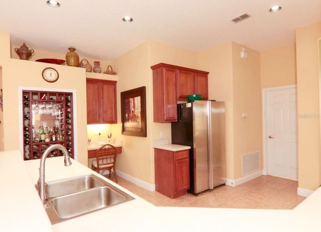 646 CEDAR FOREST CIRCLE, Orlando, FL 32828
