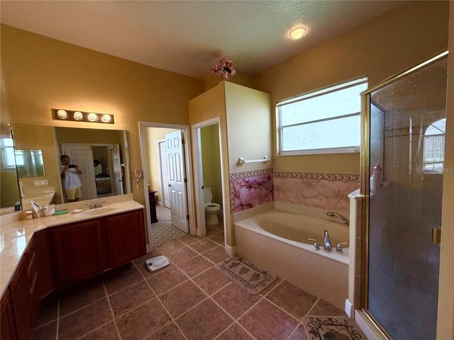 646 CEDAR FOREST CIRCLE, Orlando, FL 32828