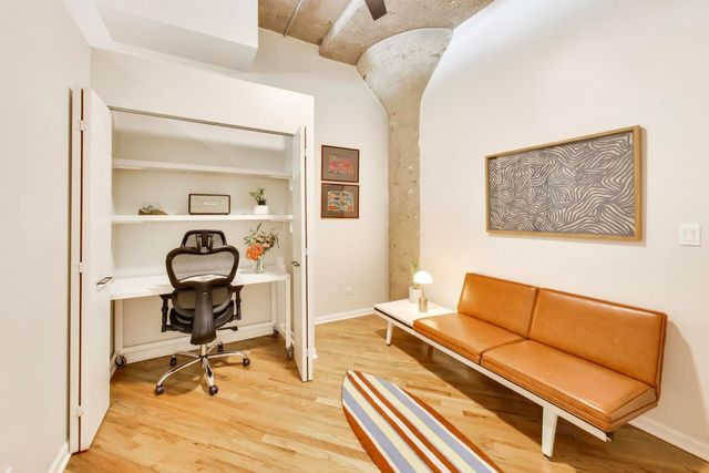 1000 W 15th Street 116, Chicago, IL 60608