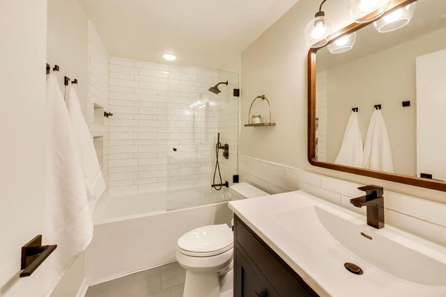 1000 W 15th Street 116, Chicago, IL 60608