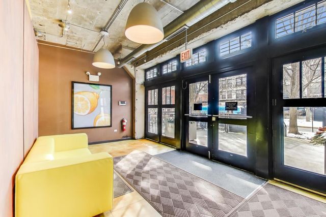 1000 W 15th Street 116, Chicago, IL 60608