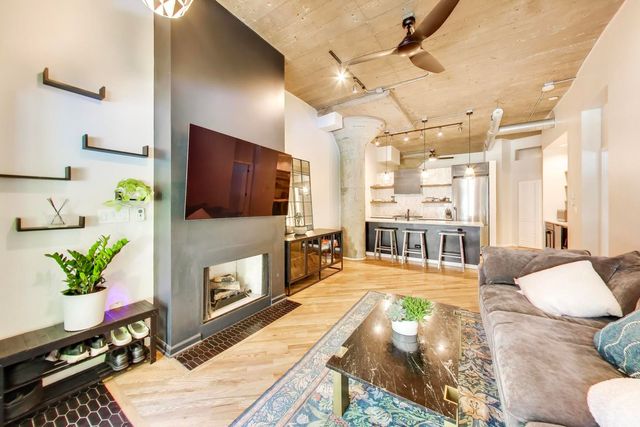 1000 W 15th Street 116, Chicago, IL 60608