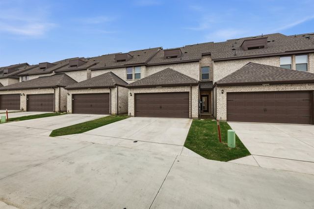 6132 Bursey Road, Watauga, TX 76148