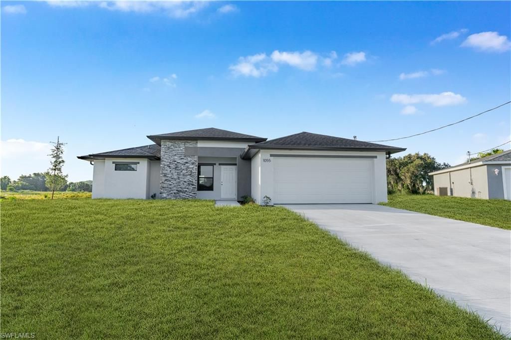 1055 Pluto CT, LABELLE, FL 33935 — exterior