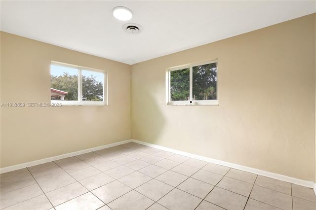 142 SW 53rd Ave, Plantation, FL 33317