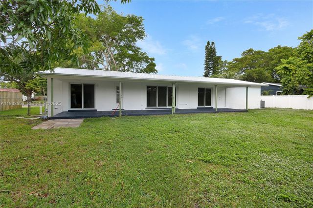 142 SW 53rd Ave, Plantation, FL 33317