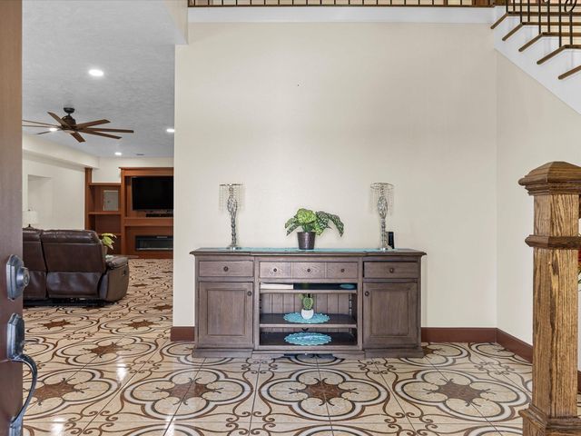 886 Zilss Road, La Grange, TX 78945