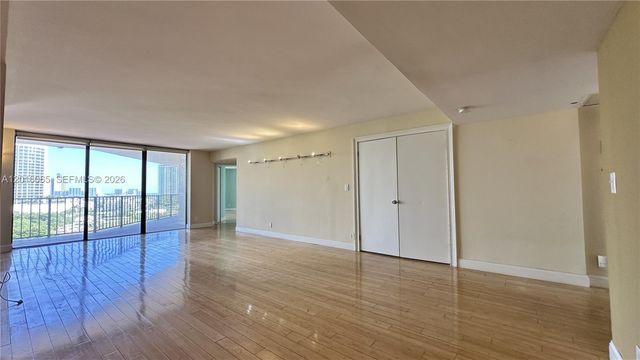 18181 NE 31st Ct 1408, Aventura, FL 33160