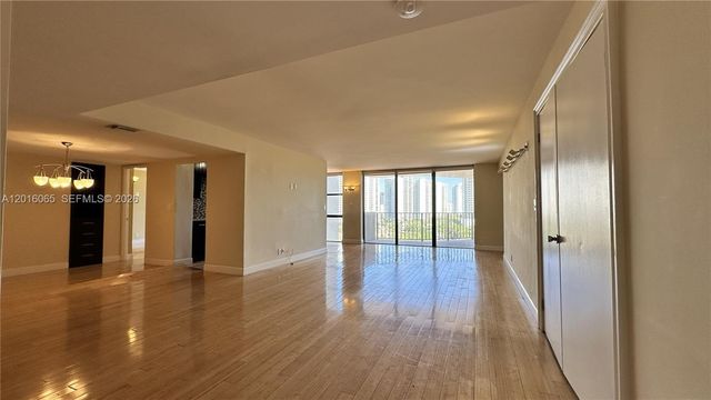 18181 NE 31st Ct 1408, Aventura, FL 33160