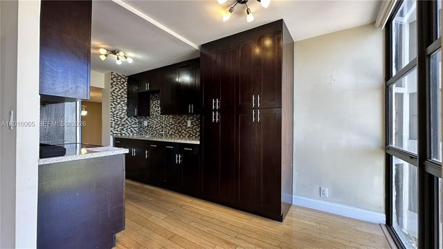 18181 NE 31st Ct 1408, Aventura, FL 33160