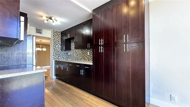 18181 NE 31st Ct 1408, Aventura, FL 33160