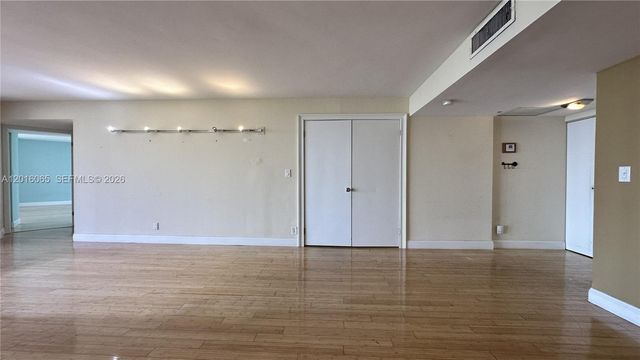 18181 NE 31st Ct 1408, Aventura, FL 33160