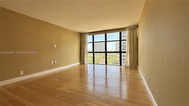18181 NE 31st Ct 1408, Aventura, FL 33160