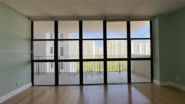 18181 NE 31st Ct 1408, Aventura, FL 33160