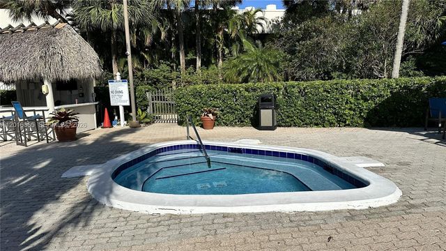 18181 NE 31st Ct 1408, Aventura, FL 33160