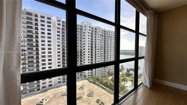18181 NE 31st Ct 1408, Aventura, FL 33160