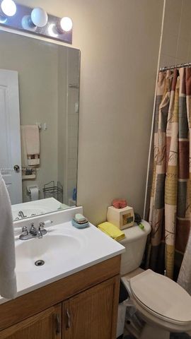 6918 NW 177th Street H100, Hialeah, FL 33015