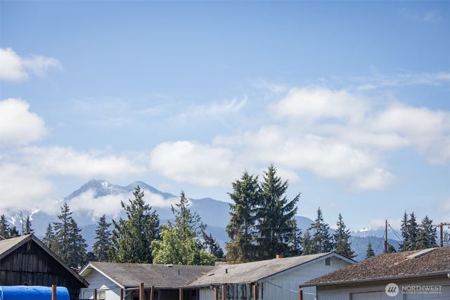 2362 E 5th Avenue, Port Angeles, WA 98362