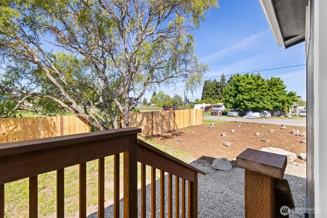 2362 E 5th Avenue, Port Angeles, WA 98362