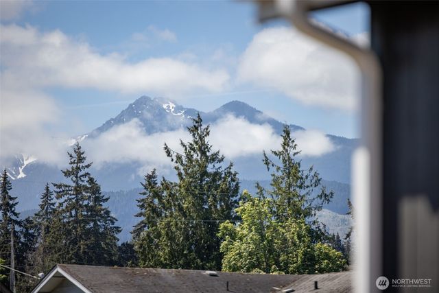 2362 E 5th Avenue, Port Angeles, WA 98362