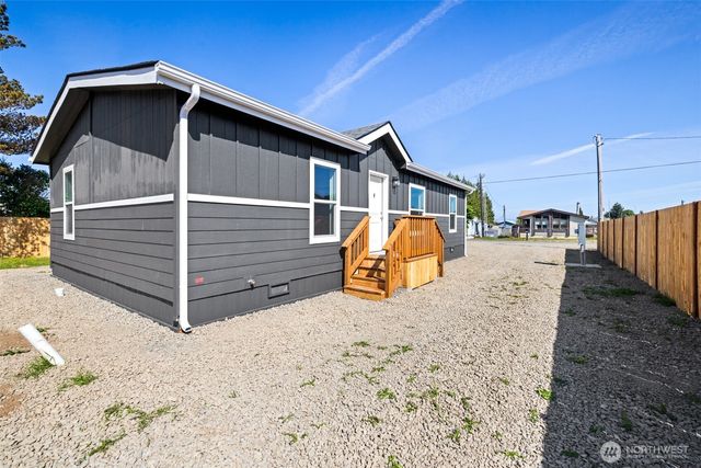 2362 E 5th Avenue, Port Angeles, WA 98362