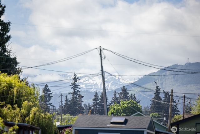 2362 E 5th Avenue, Port Angeles, WA 98362