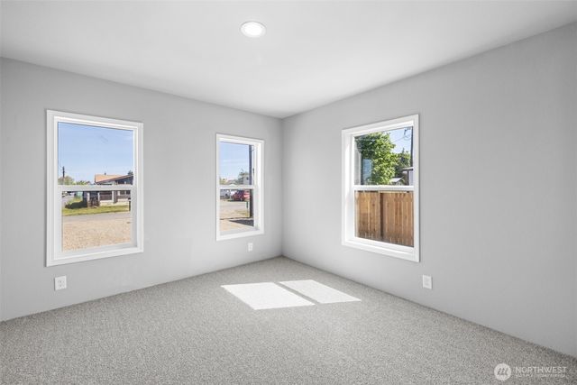 2362 E 5th Avenue, Port Angeles, WA 98362