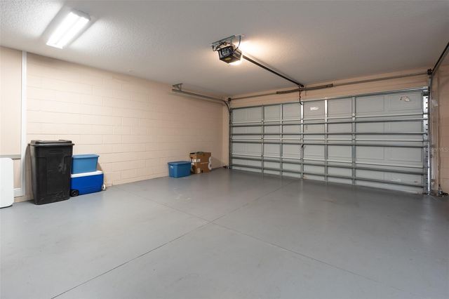 16063 SW 14TH AVENUE ROAD, Ocala, FL 34473