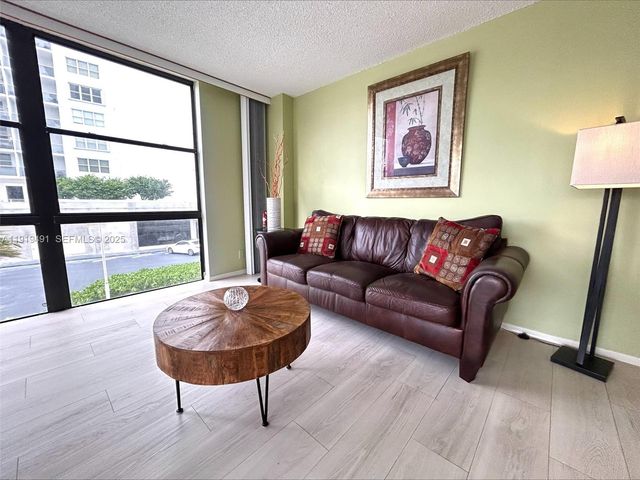 3031 N Ocean Blvd 303, Fort Lauderdale, FL 33308