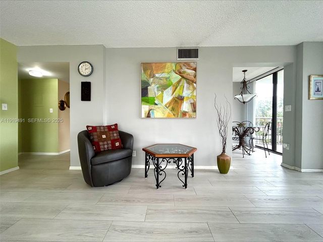 3031 N Ocean Blvd 303, Fort Lauderdale, FL 33308