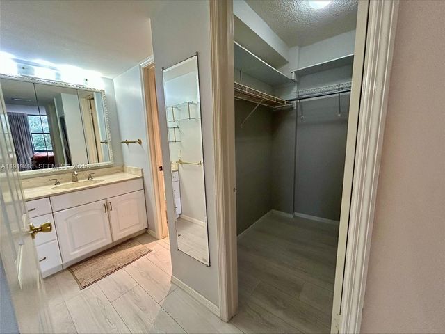 3031 N Ocean Blvd 303, Fort Lauderdale, FL 33308