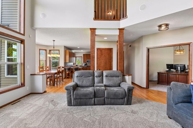 7115 County Road 10, Chaska, MN 55318