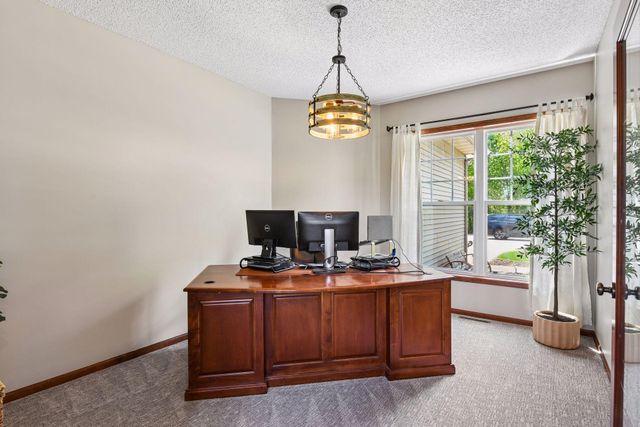 7115 County Road 10, Chaska, MN 55318
