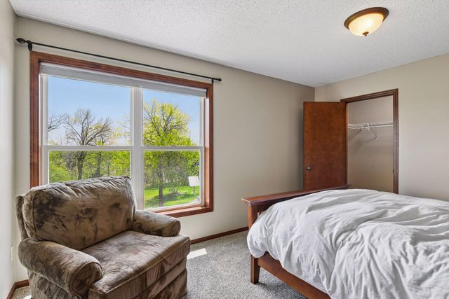 7115 County Road 10, Chaska, MN 55318
