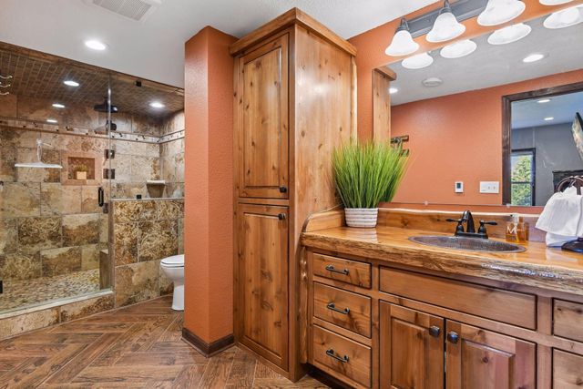 7115 County Road 10, Chaska, MN 55318