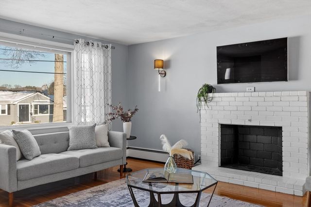 59 Nancy Ave, Peabody, MA 01960