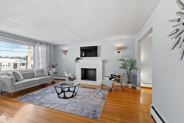 59 Nancy Ave, Peabody, MA 01960