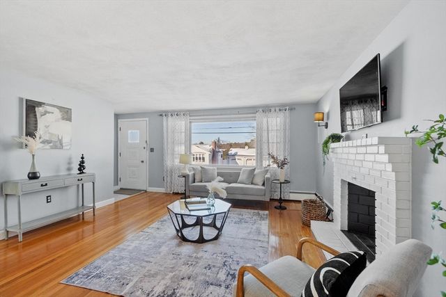 59 Nancy Ave, Peabody, MA 01960